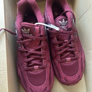Adidas ASTIR W